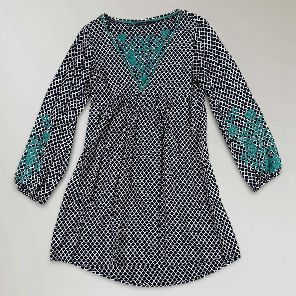 THML Long Sleeve Dress Black & White Print Green Embroidery Size Small